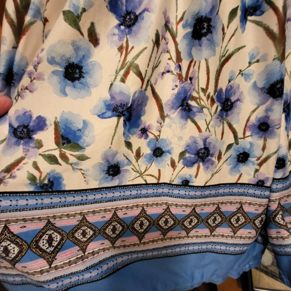Romper - Picture 3 of 4